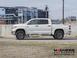 Toyota Tundra 4WD Leveling Suspension Kit - 2.5"- 3" Lift